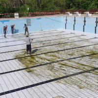 Schwimmbadreinigung
