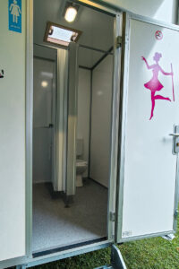 Toilettenwagen-3